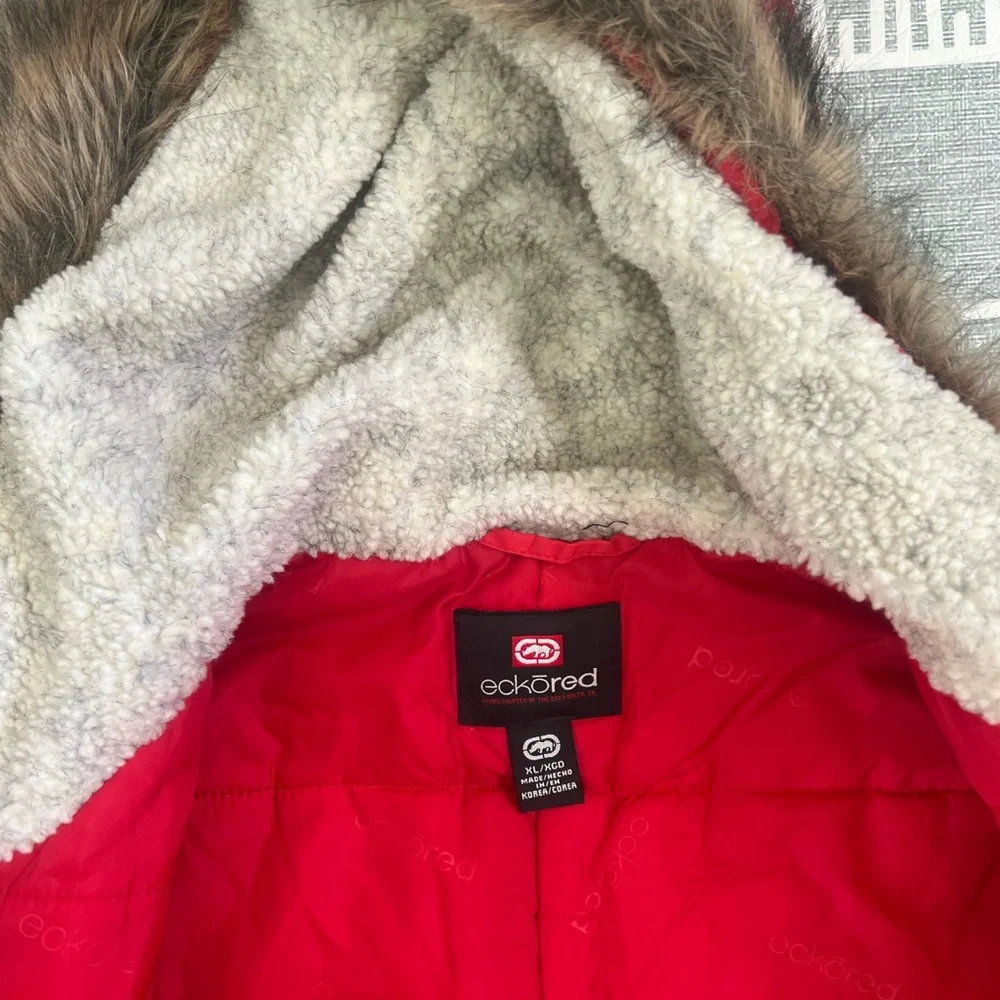 Ecko Unlimited Women’s Red Puffer Jacket with Faux Fur Hood - Picture 5 of 10